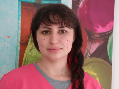 Lina, assistante en contrat de qualification